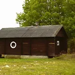 Suurlahe Hostel *